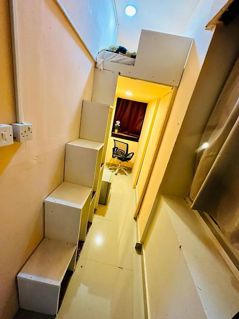 Couples Loft Partition Close To Mall Of Emirates Metro Dubai